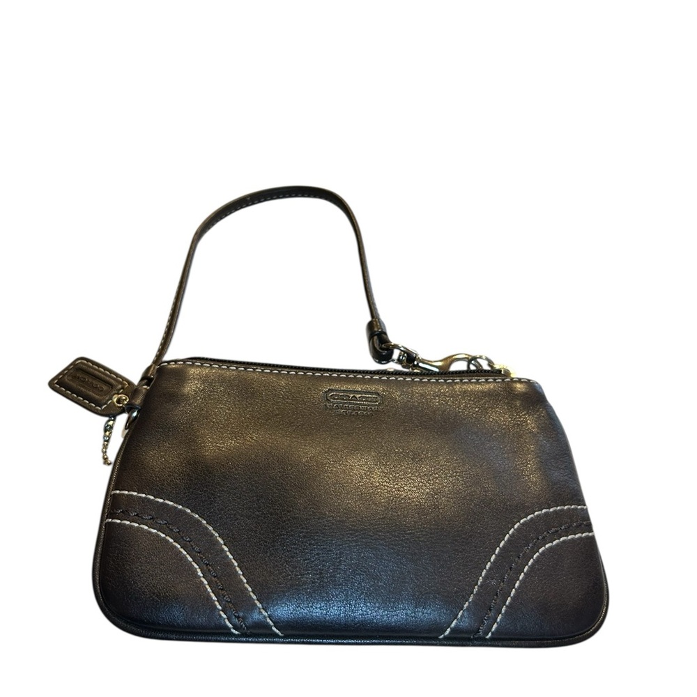 Coach SoHo Black Leather Wristlet with Contrast Stitching - Picture 4 of 9